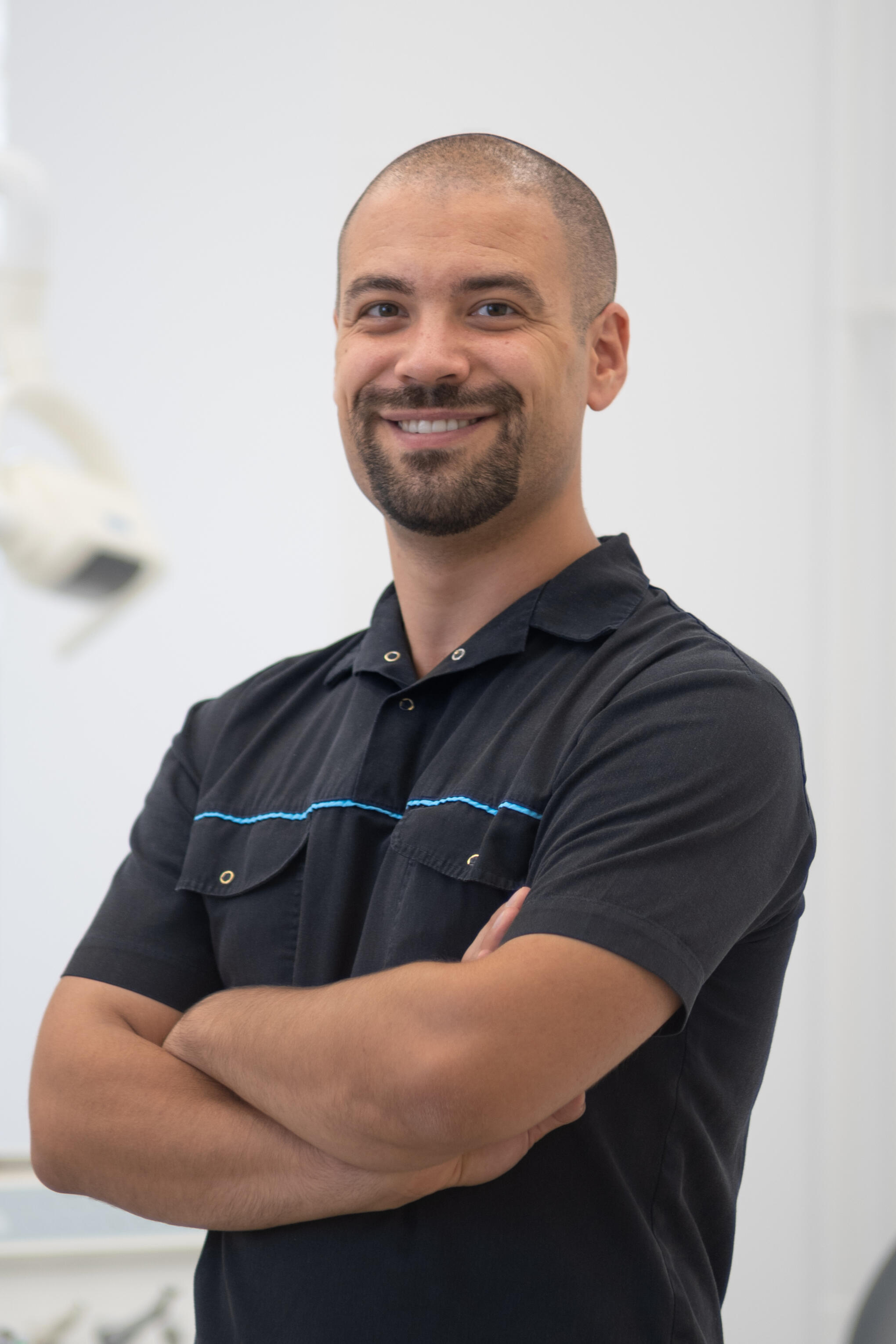 Profil slika - dr Sava Rackov dr Sava Rackov, specijalista oralne hirurgije, Novi Sad